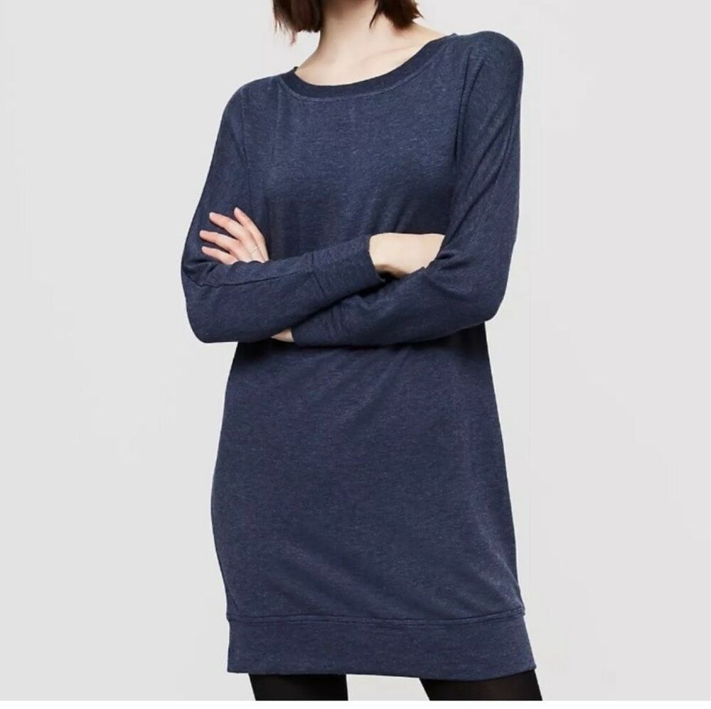 Lou and Grey blue long sleeve signature soft  dress